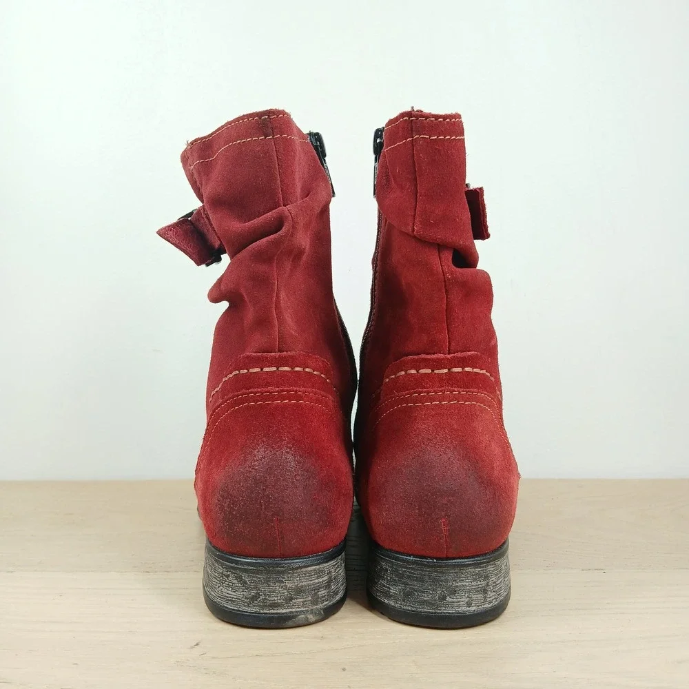 Earth Ankle Boots Women 8W Red Suede Slouchy Buckle Zip Relief Pod Mid Calf